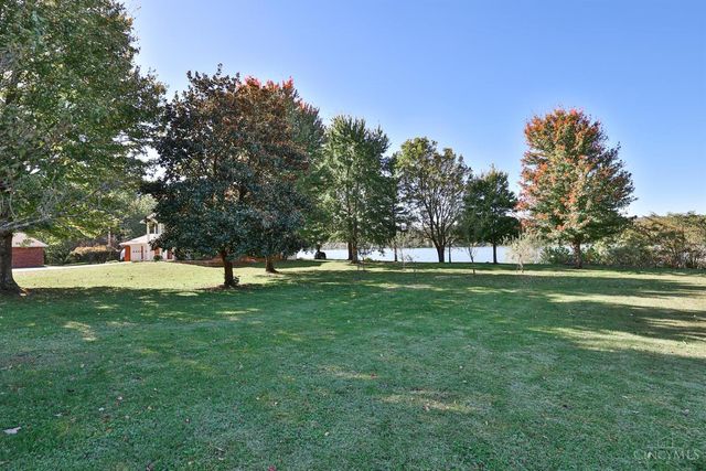 7702 US Rt 52, Huntington Twp, OH 45167