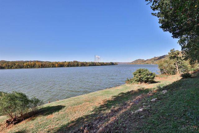 7702 US Rt 52, Huntington Twp, OH 45167