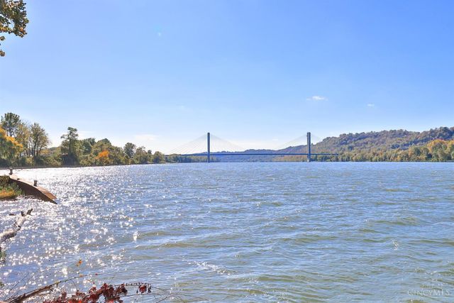 7702 US Rt 52, Huntington Twp, OH 45167