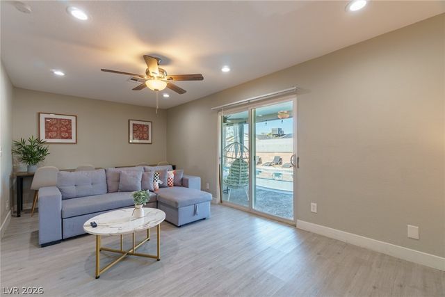 5551 Corral Circle, Las Vegas, NV 89119