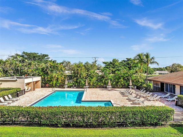 9487 W Mcnab Rd 205, Tamarac, FL 33321