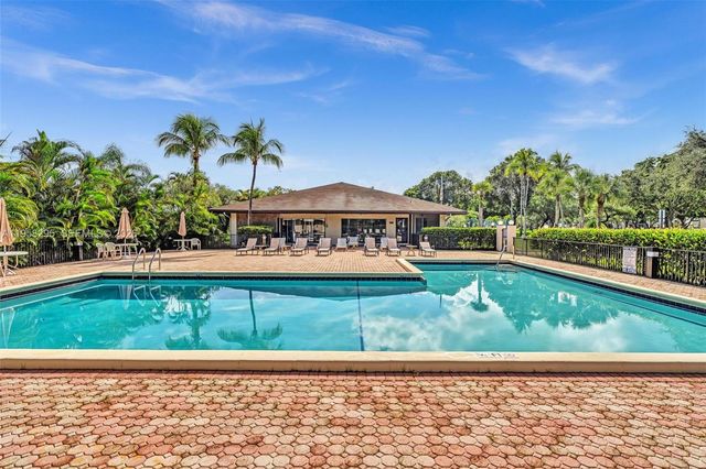 9487 W Mcnab Rd 205, Tamarac, FL 33321