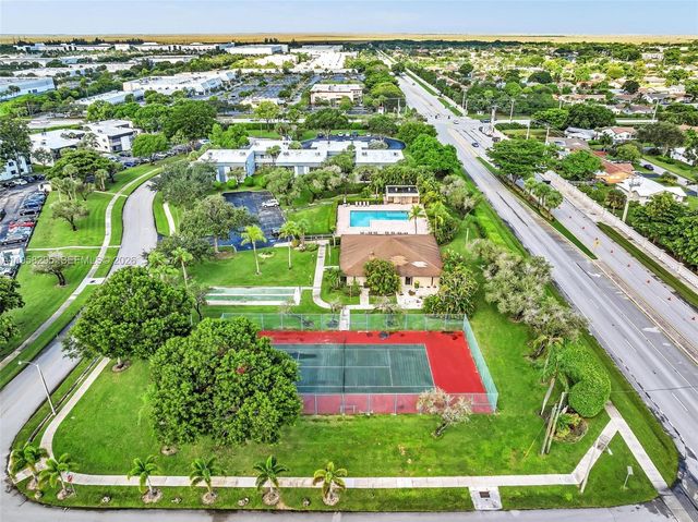 9487 W Mcnab Rd 205, Tamarac, FL 33321