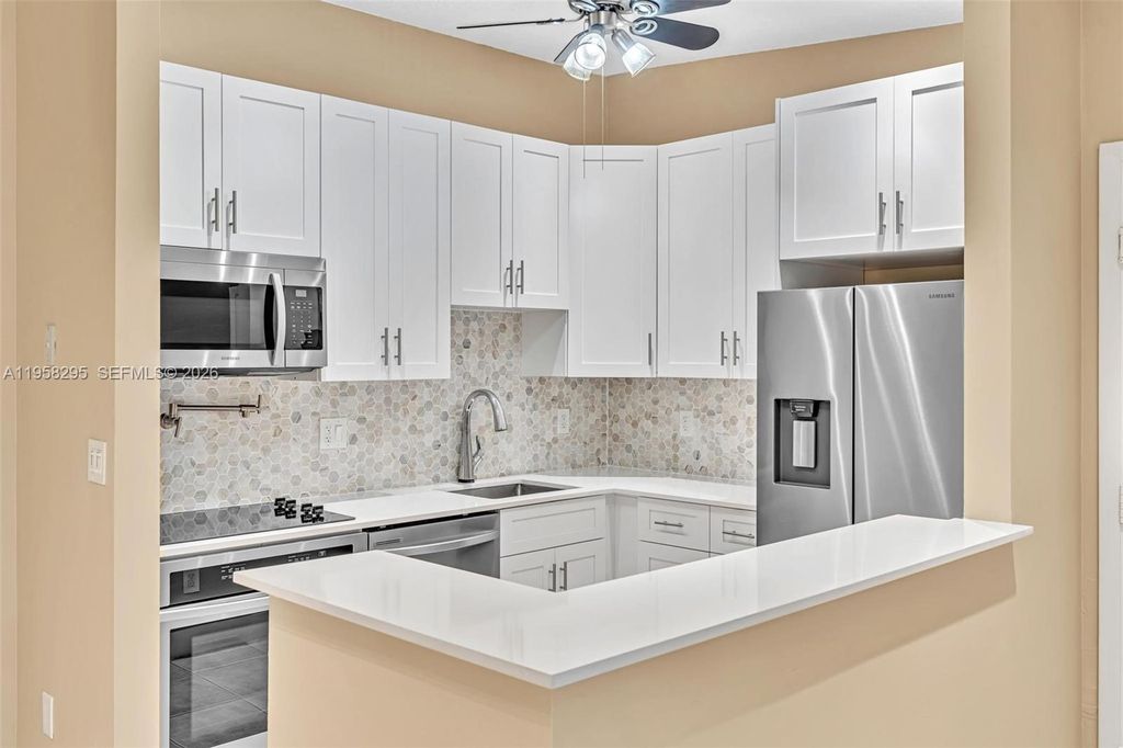 9487 W Mcnab Rd 205, Tamarac, FL 33321