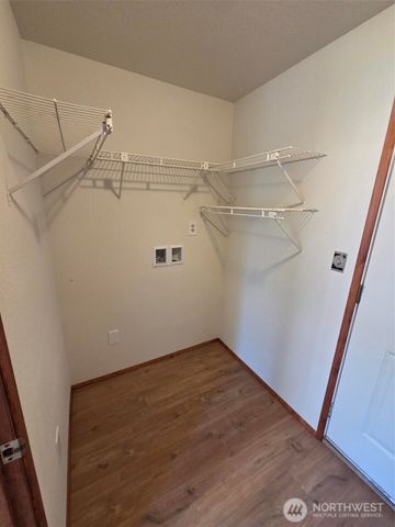 6808 112th Avenue E, Puyallup, WA 98372