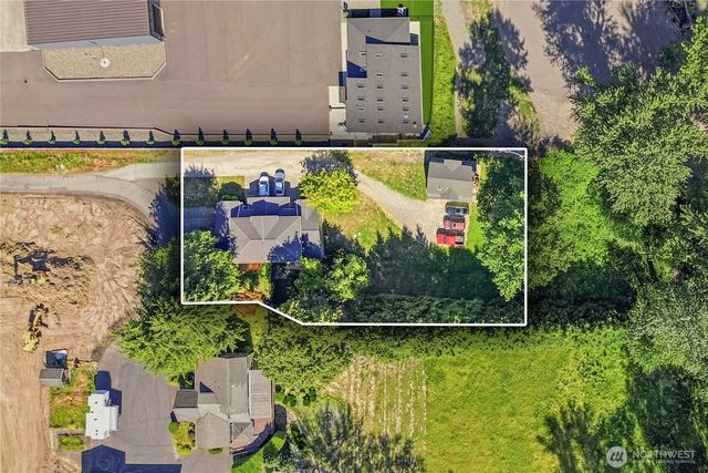 6808 112th Avenue E, Puyallup, WA 98372