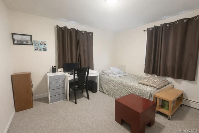 187 Horseblock Road, Farmingville, NY 11738