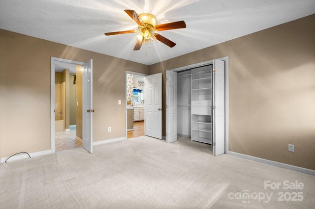 14 Hunters Creek Lane, Granite Falls, NC 28630