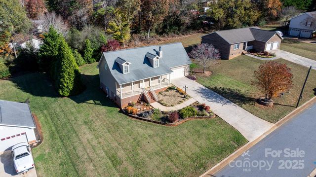 14 Hunters Creek Lane, Granite Falls, NC 28630