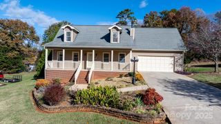 14 Hunters Creek Lane, Granite Falls, NC 28630