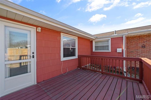 211 Southampton Drive, St Louis, MO 63125