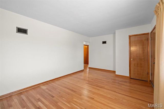 211 Southampton Drive, St Louis, MO 63125