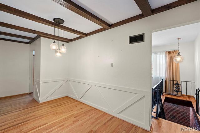 211 Southampton Drive, St Louis, MO 63125