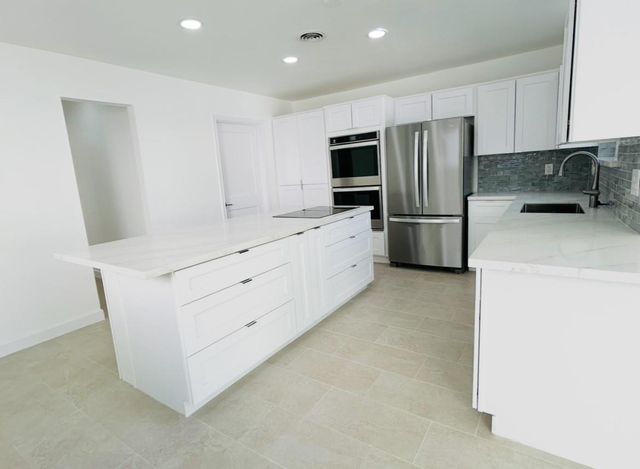 11923 Riverview Drive, Houston, TX 77077