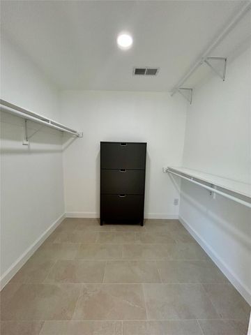 11923 Riverview Drive, Houston, TX 77077