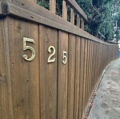 525 Wellington Drive, San Carlos, CA 94070