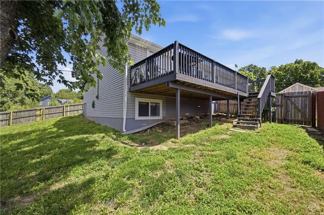 2704 S 46th Street, Kansas City, KS 66106