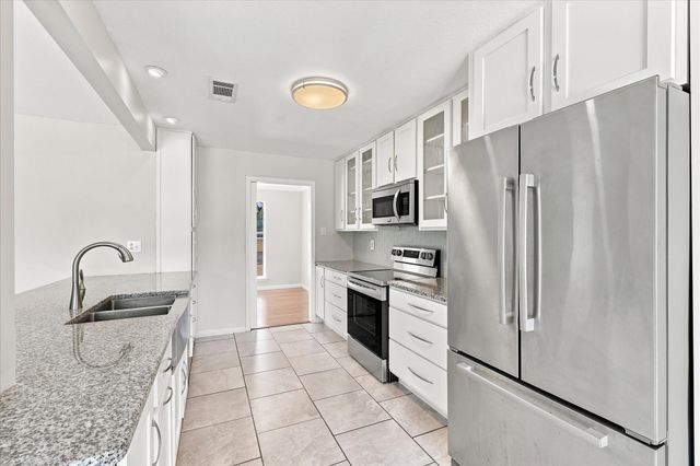 1 Glencove Circle, Lucas, TX 75002