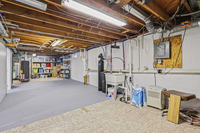 6850 S 1st Street, Texas Twp, MI 49009