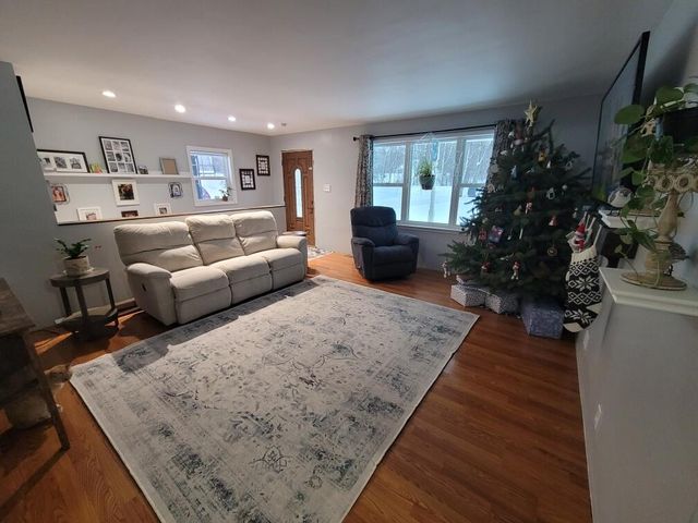 6850 S 1st Street, Texas Twp, MI 49009