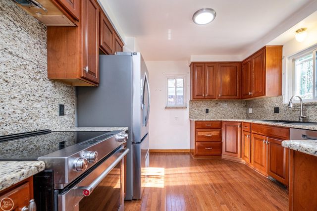 26670 Potomac Court, Center Line, MI 48015
