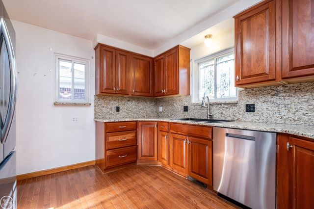 26670 Potomac Court, Center Line, MI 48015