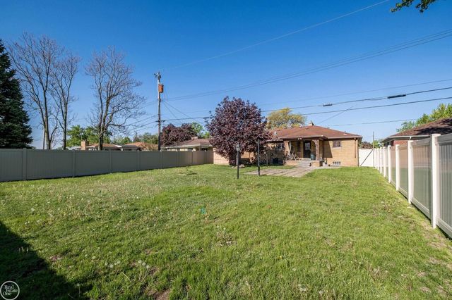 26670 Potomac Court, Center Line, MI 48015