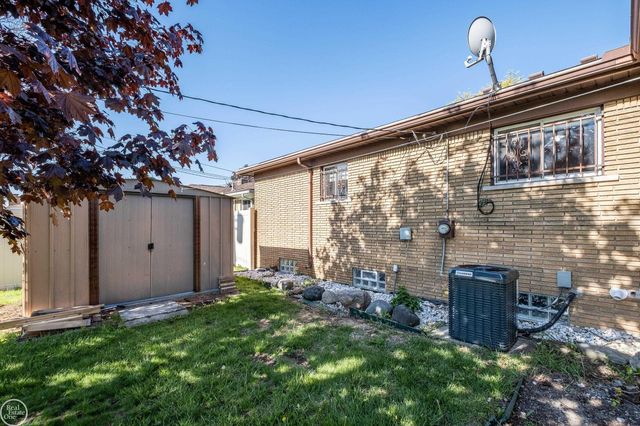 26670 Potomac Court, Center Line, MI 48015