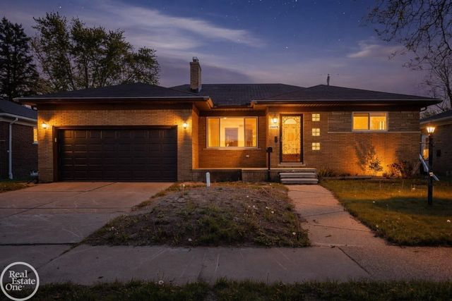 26670 Potomac Court, Center Line, MI 48015