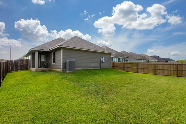 2846 Messenger Way, Bryan, TX 77803