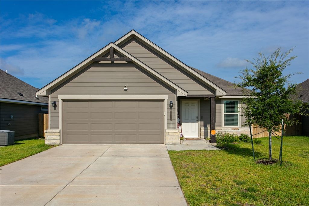 2846 Messenger Way, Bryan, TX 77803