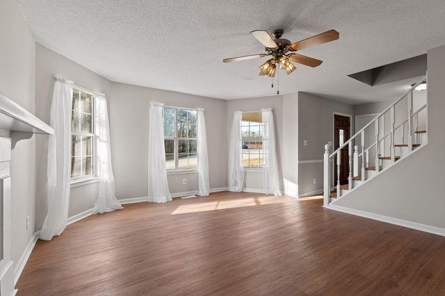 7701 Diamondhead Drive, Ooltewah, TN 37363