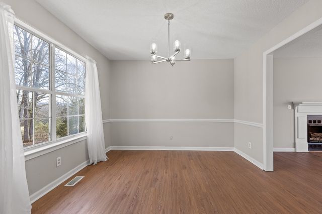 7701 Diamondhead Drive, Ooltewah, TN 37363