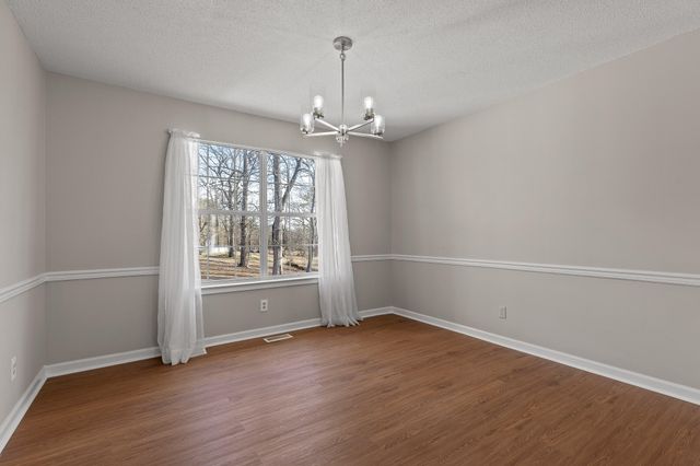 7701 Diamondhead Drive, Ooltewah, TN 37363