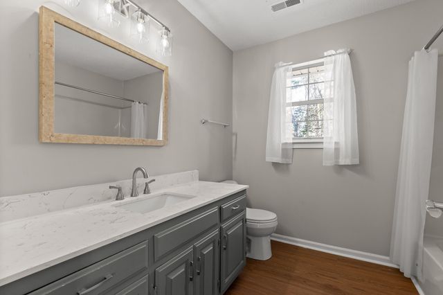 7701 Diamondhead Drive, Ooltewah, TN 37363