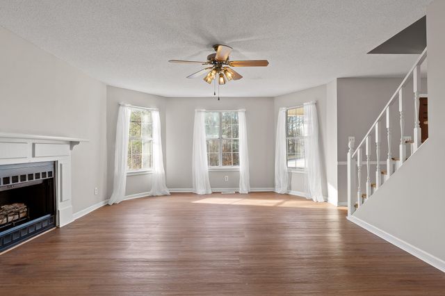 7701 Diamondhead Drive, Ooltewah, TN 37363