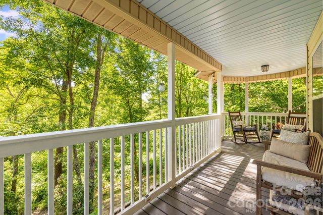 747 Osborne Road, Clyde, NC 28721