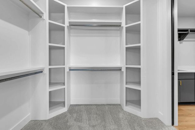 5118 Shoreside Street, Maize, KS 67101