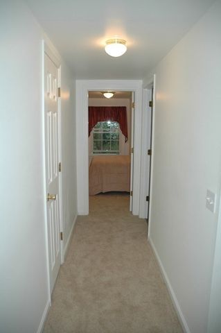 4 Westview Ave, Millbury, MA 01527