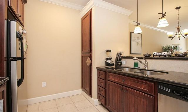 2203 Dorrington Street 208, Houston, TX 77030