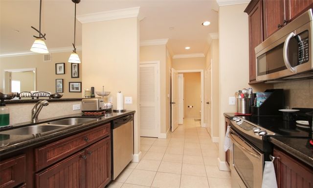 2203 Dorrington Street 208, Houston, TX 77030