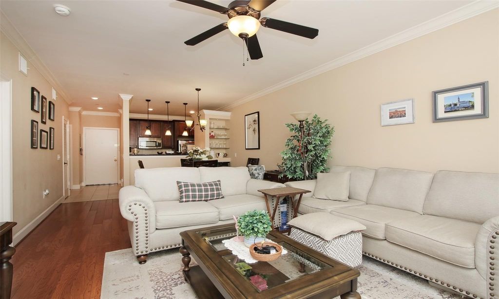 2203 Dorrington Street 208, Houston, TX 77030