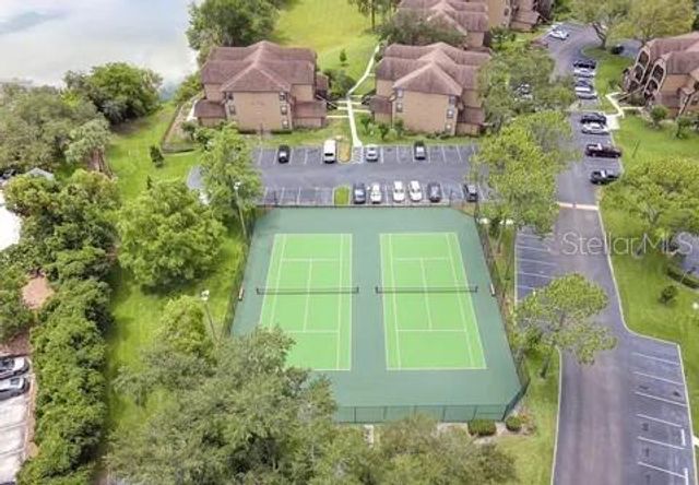 415 LAKEPOINTE DRIVE 202, Altamonte Springs, FL 32701