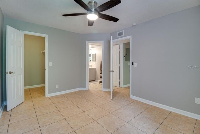 415 LAKEPOINTE DRIVE 202, Altamonte Springs, FL 32701