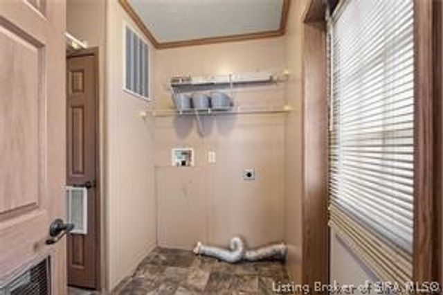 215 Miller Avenue, Sellersburg, IN 47172
