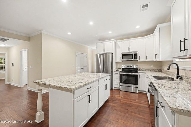 623 Washburn Ave, Louisville, KY 40222