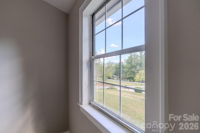 540 Old Haw Creek Road, Asheville, NC 28805