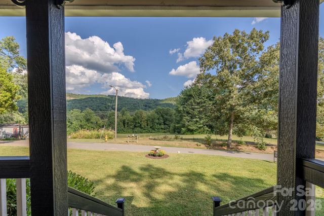 540 Old Haw Creek Road, Asheville, NC 28805