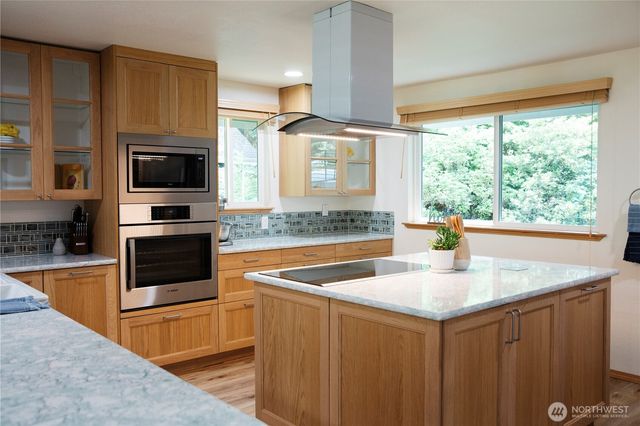 44 Windward, Bellingham, WA 98229