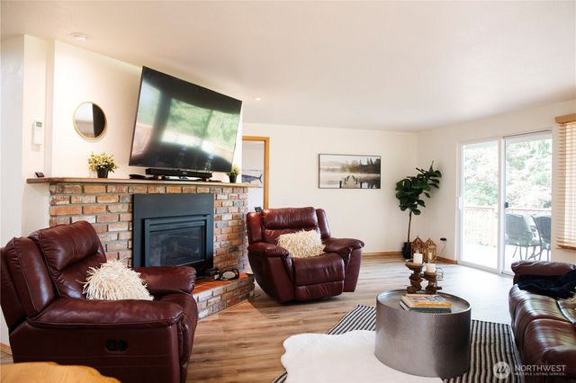 44 Windward, Bellingham, WA 98229